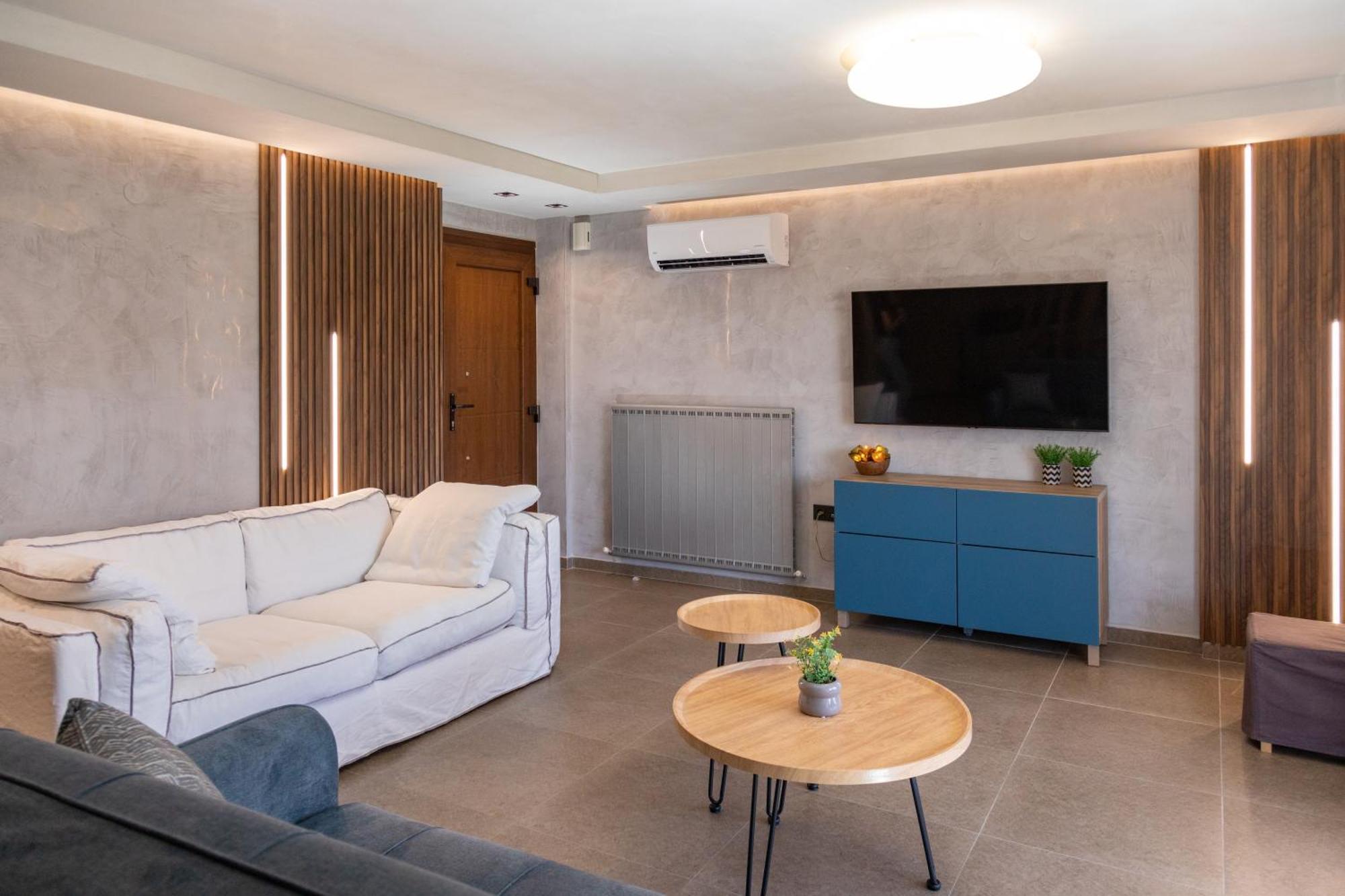 Ilios Luxury Apartment Nea Iraklitsa Bagian luar foto